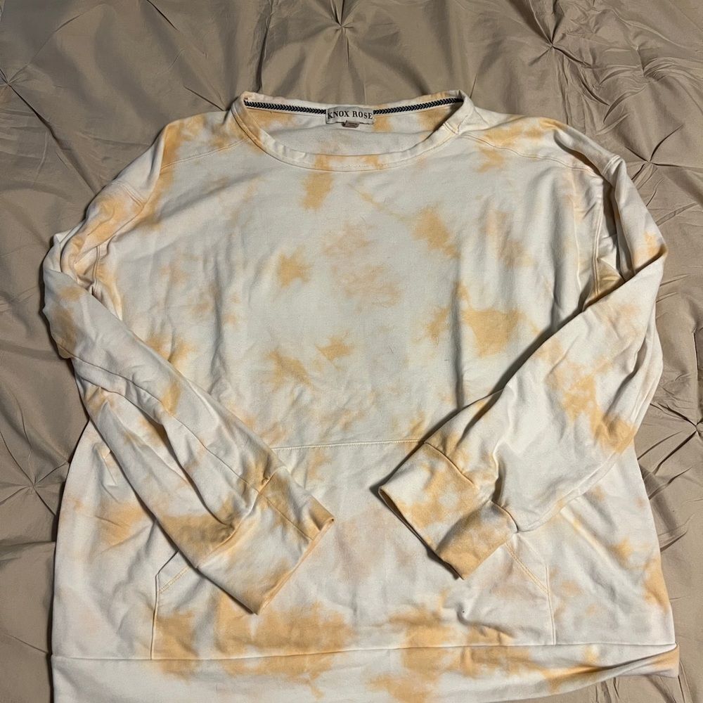 Tie-Dye Long Sleeve Sweatshirt